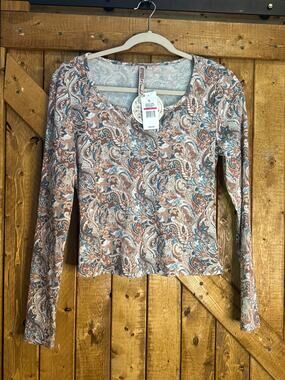 NWT Gypsies & Moondust western Bohemian, BoHo, patterned crop, LS shirt, large